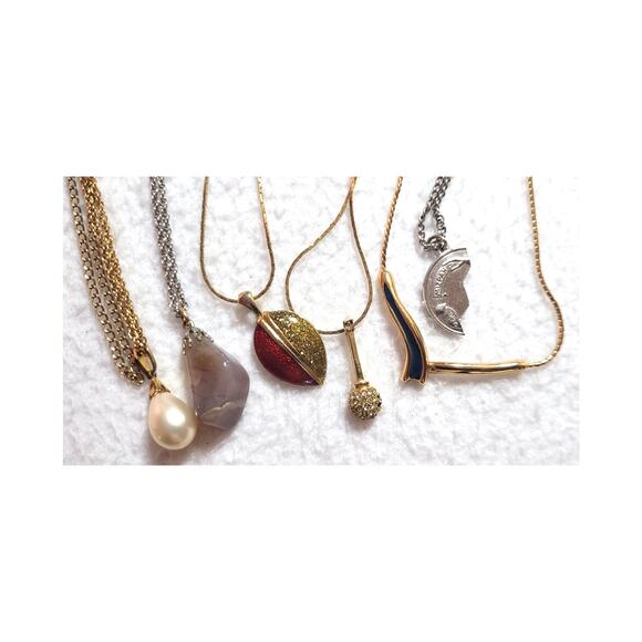 Lot of 7 Dainty Thin Chain Necklaces with Pendants Minimalist Delicate Style - Picture 1 of 8